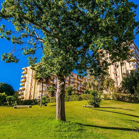 532 Minerva Apartamentos- Vistas Al Mar Y A La Piscina - Excelente Ubicacion Benalmádena Exterior foto